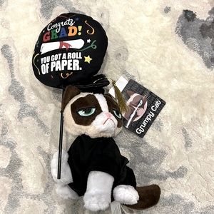 NWT Grumpy Cat graduation congrats plush stuffed animal